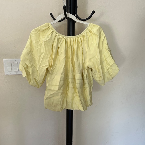 Yellow Loose Billowy Fit Elastic Hems Short-sleeve Blouse - Picture 2 of 8